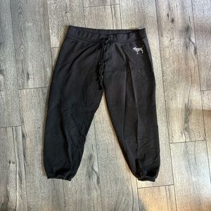 Victoria’s Secret pink capris size M